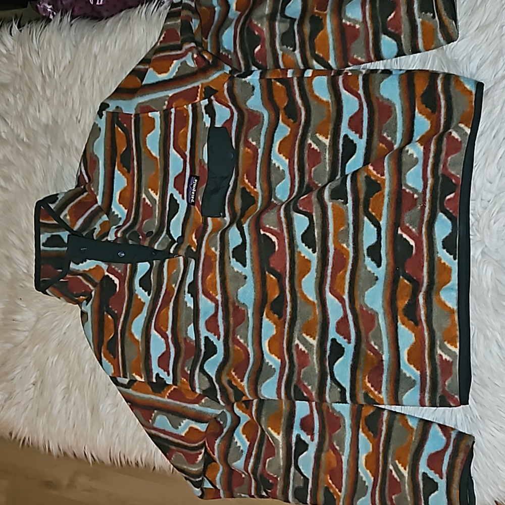~~Patagonia Synchilla 1/4 Snap-T Fleece Pullover – Striped Waves – Size Small~~ - Picture 2 of 5